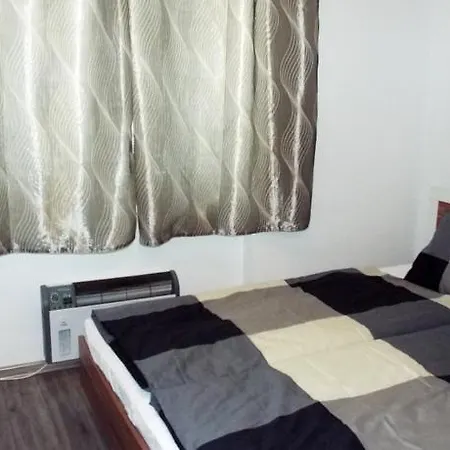 24 Hour-self Check-in Namestie Svaeteho Egidia * بوبراد