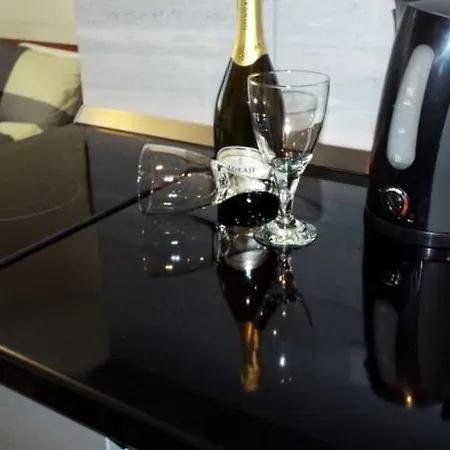 24 Hour-self Check-in Namestie Svaeteho Egidia شقة بوبراد